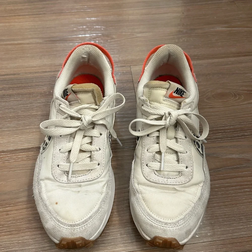 Nike women sneakers